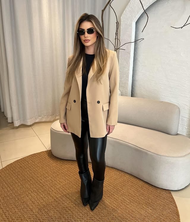 Blazer Jady – Sofisticação e Estilo Atemporal