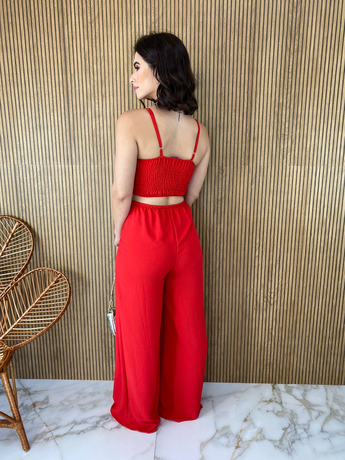 Macacão Feminino com Bojo Alça Regulável com Aberturas Vermelho